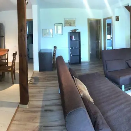 Casa Equinox Nyaraló *